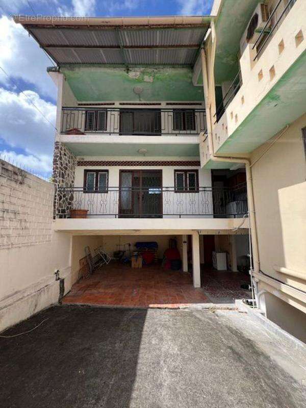 Maison à FORT-DE-FRANCE