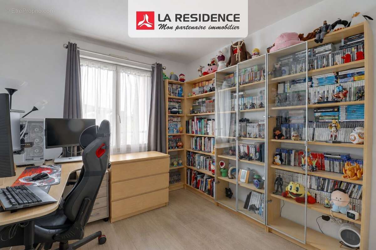 Appartement à VERNEUIL-SUR-SEINE