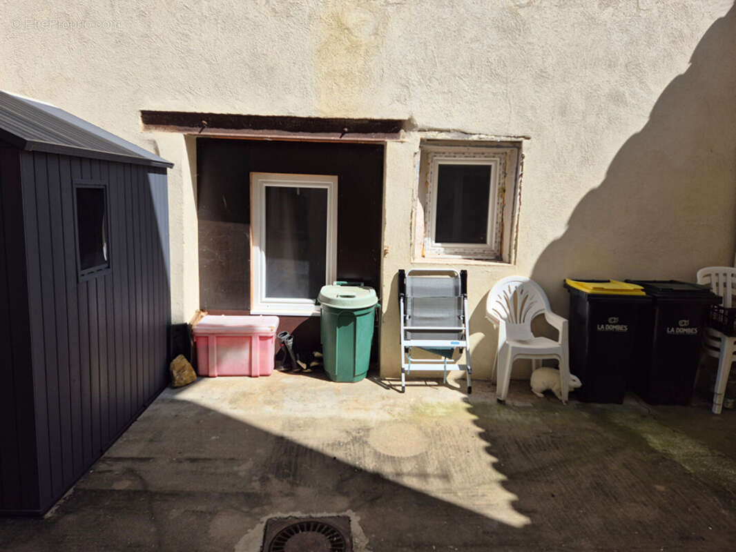 Appartement à CHATILLON-SUR-CHALARONNE