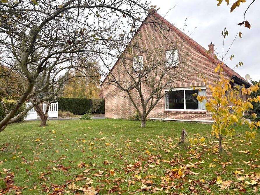 Maison à TRESSIN