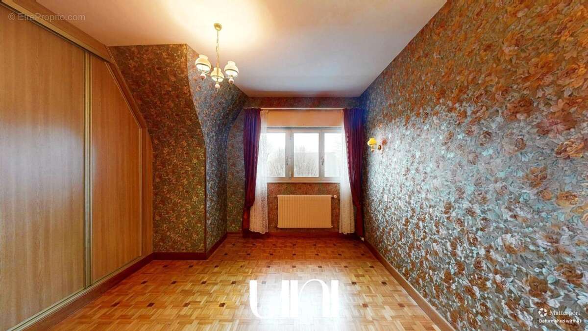 Maison à LOUVIGNY