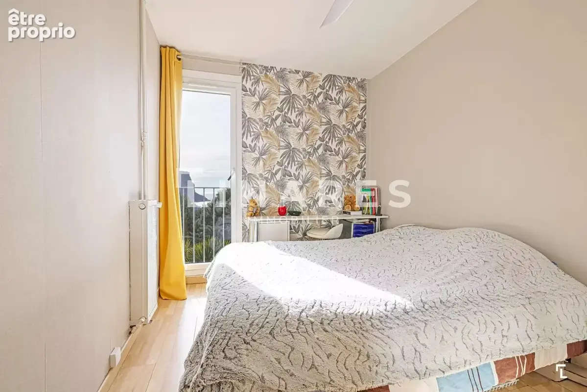 PLEIN CAP - Appartement T5 de 93 m2 - Terrasse  - Stationnement - Vue Cap Canaille et mer - 13260 CASSIS - photo 12