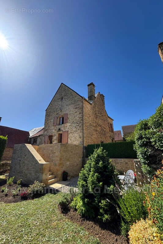 Maison 119 m² à Salignac-Eyvigues  - photo 9