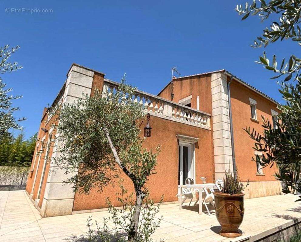 Maison à ROCHEFORT-DU-GARD