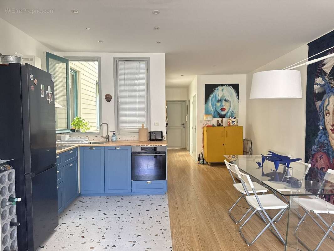 Superbe appartement 3 pièces de 75 m² en plein cur du centre-ville - photo 4