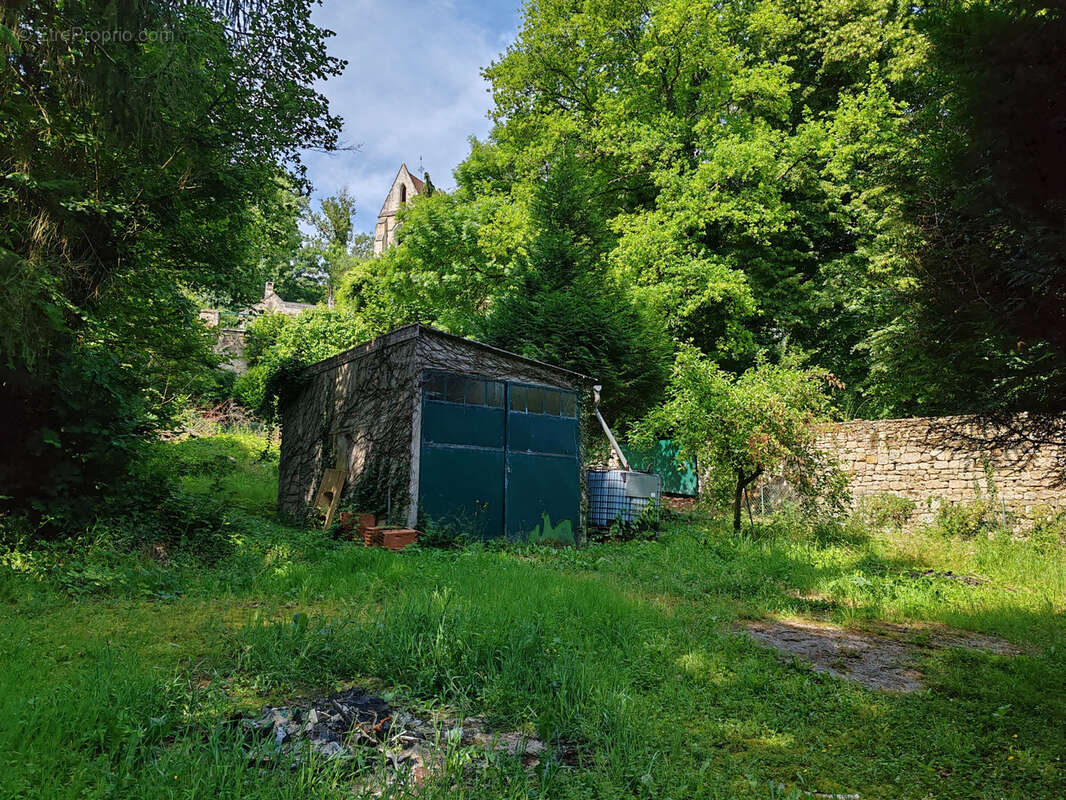Terrain à VILLERS-COTTERETS