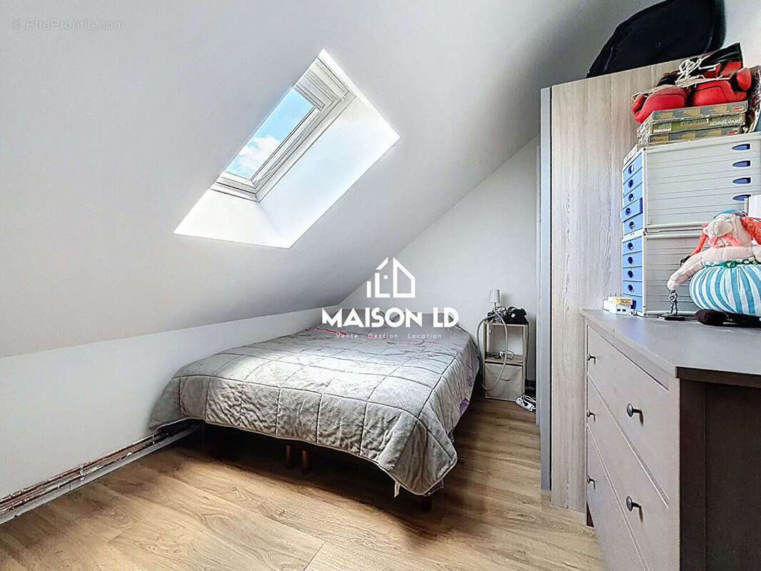 Maison à MONDEVILLE