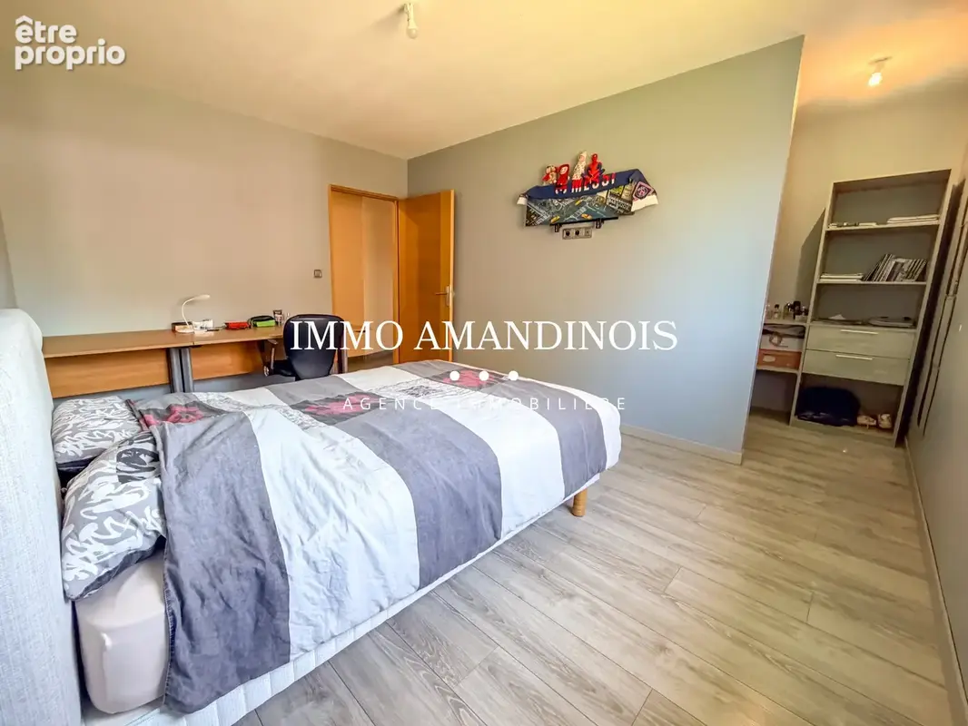 Rare plain pied de 246 m2 - 4 ch. - bureau - double garage sur 3000 m2 - photo 14