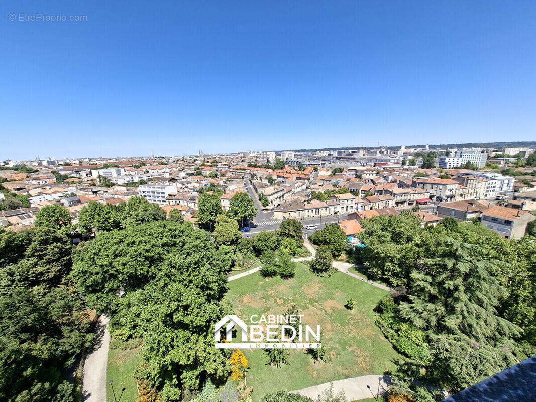 Appartement à BORDEAUX