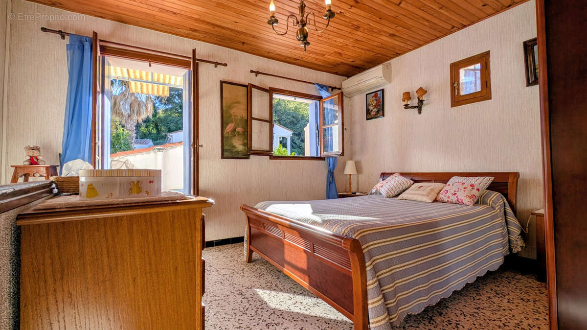 Maison à LAROQUE-DES-ALBERES