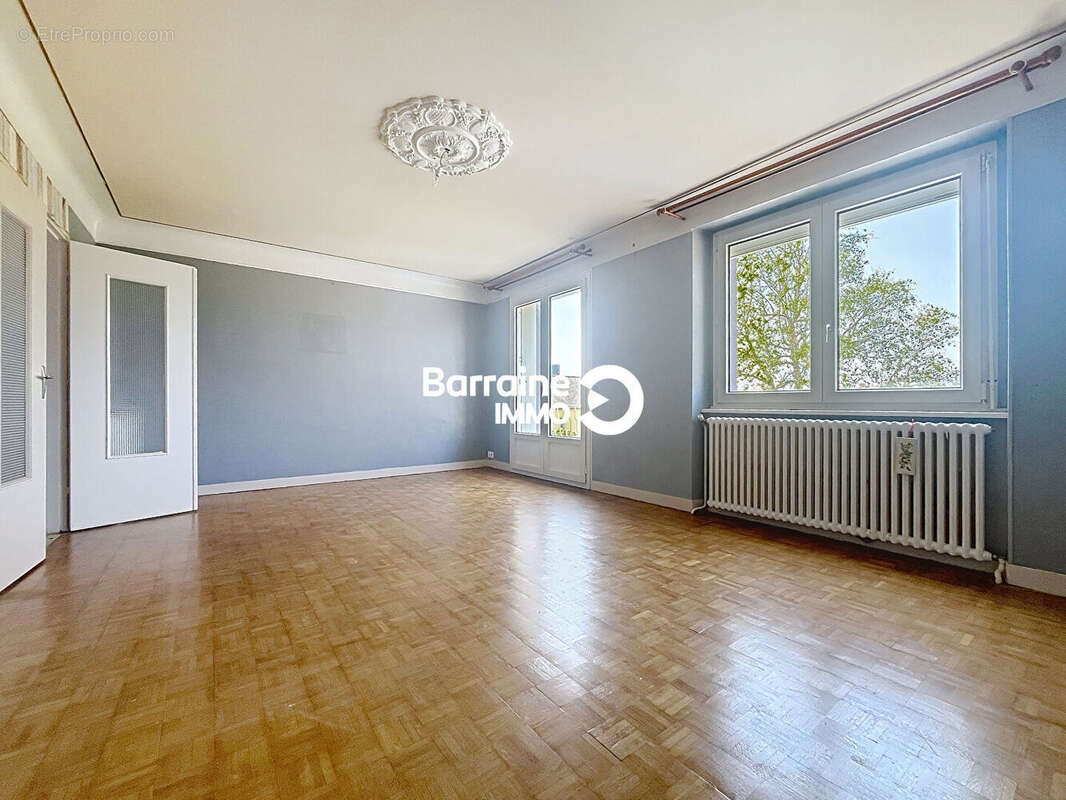 Maison à CAMARET-SUR-MER