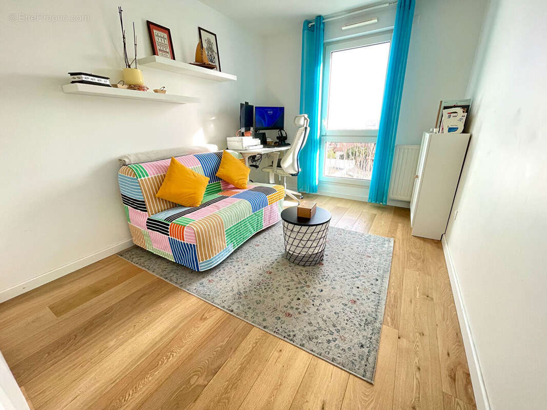 Appartement à COLOMBES