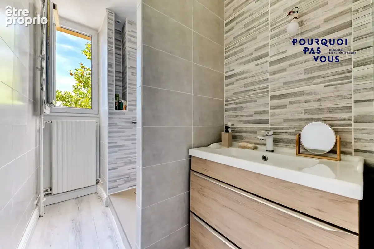 Appartement 3 pièces 85 m² à vendre à Saint-Fons (69190) - photo 8