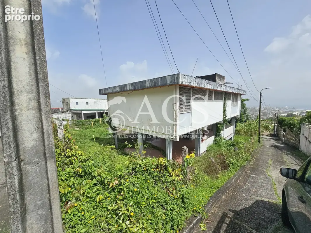 Maison de type F4 - FORT-DE-FRANCE - photo 2