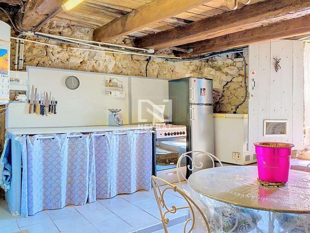 Callian -appartement avec grande cave amenagee - photo 9