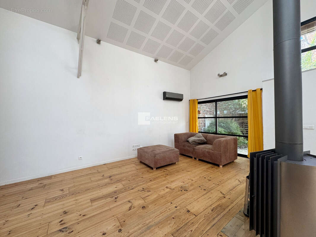 Maison 180 m² à Lille  - photo 7