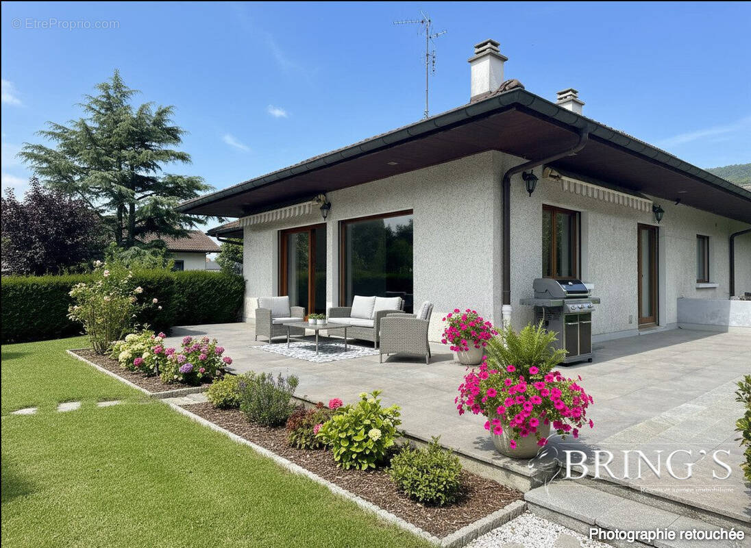 Maison à SAINT-PIERRE-EN-FAUCIGNY