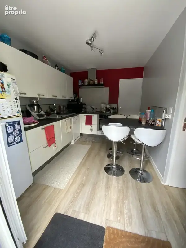 Maison 5 pieces de 95 m2 avec garage et jardin - photo 9