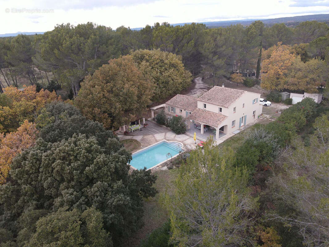Maison à EGUILLES