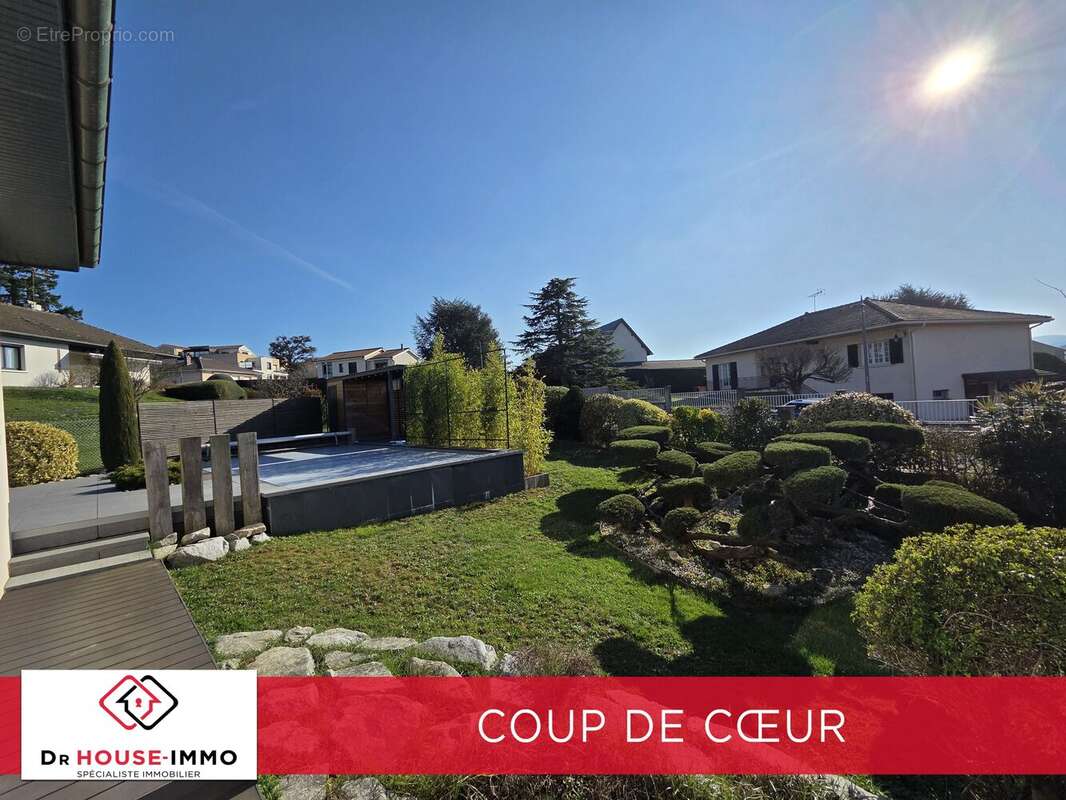 Maison à LA TOUR-DE-SALVAGNY