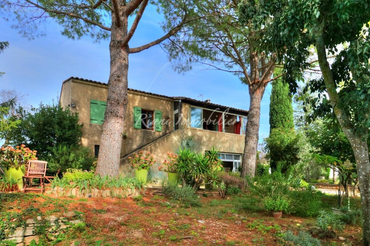 Maison à CABRIERES-D&#039;AVIGNON