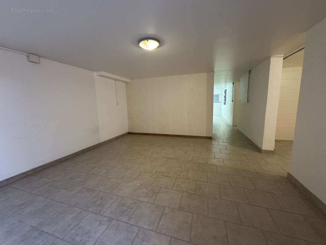 Maison à ROQUEBRUNE-SUR-ARGENS