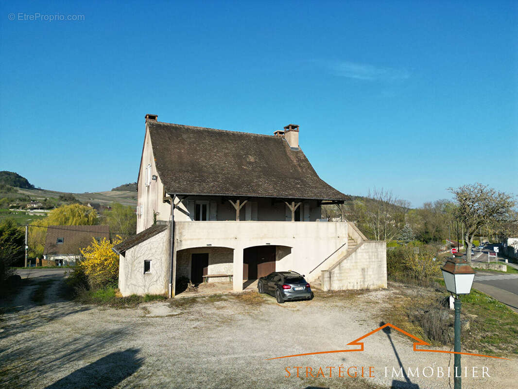 Maison à MERCUREY
