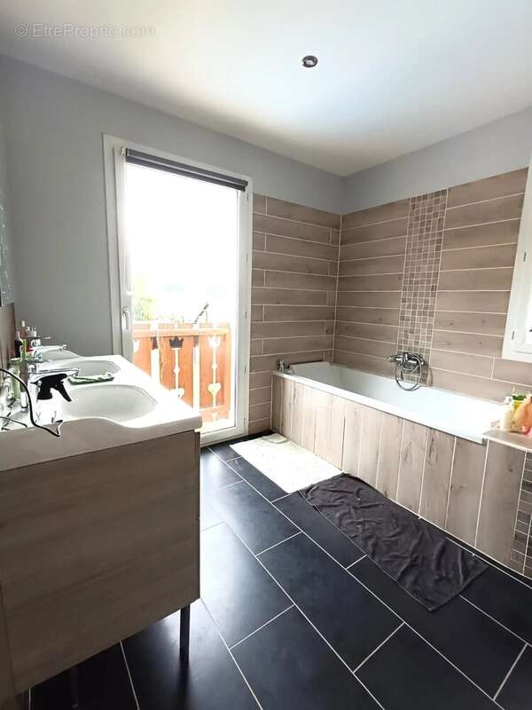 Maison à SAINT-MARTIN-EN-VERCORS