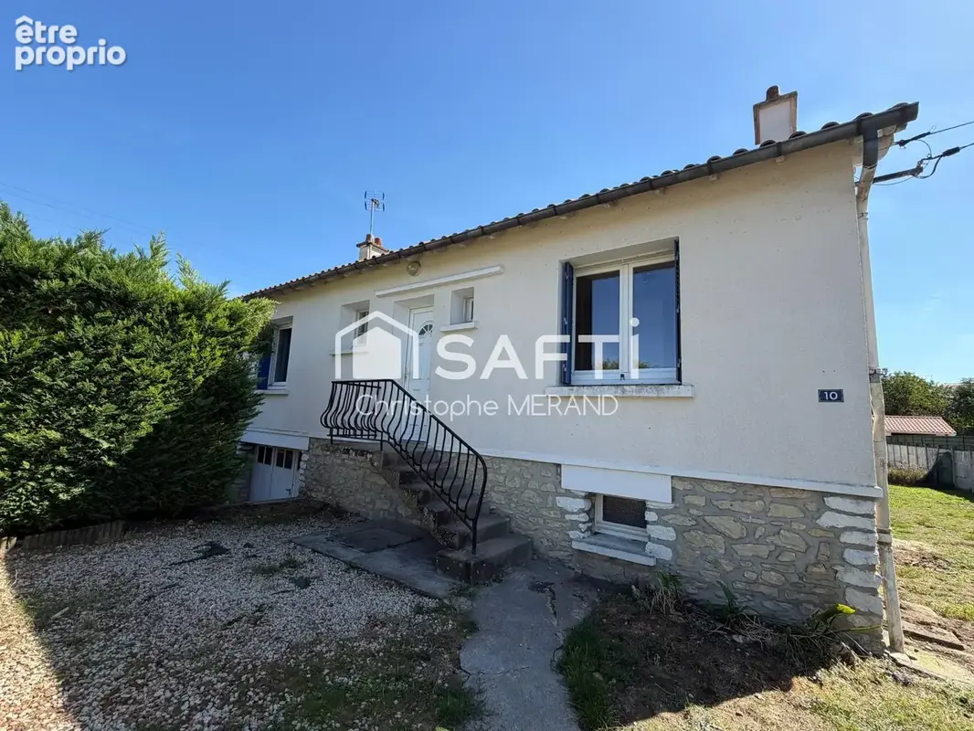 Photo 1 - Maison à DANGE-SAINT-ROMAIN