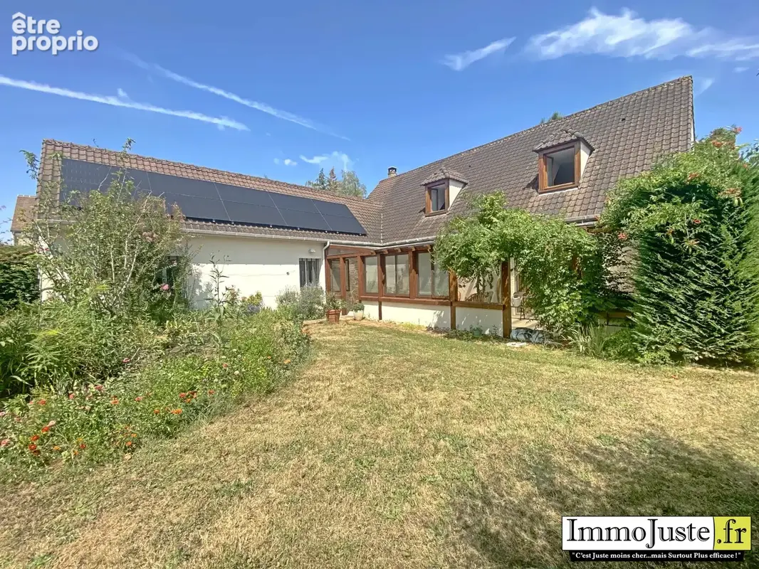 Maison 217 m² à Le Tremblay-Sur-Mauldre  - photo 5