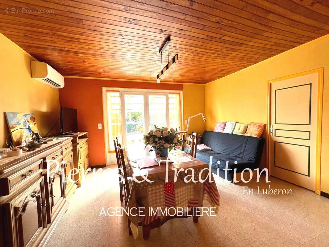 Céreste, jolie maison de plain pied avec jardin dans quartier calme proche village - photo 2