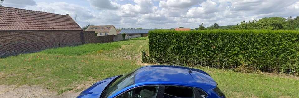 Terrain à FONTAINE-NOTRE-DAME