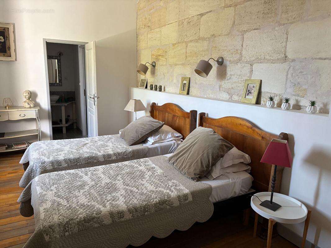 Maison à MOULIS-EN-MEDOC