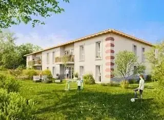 Appartement à PARENTIS-EN-BORN