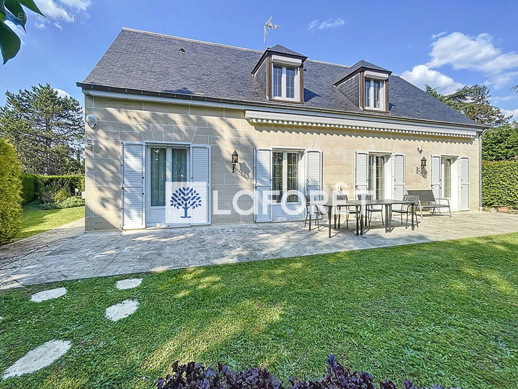 Maison à NOISY-LE-ROI