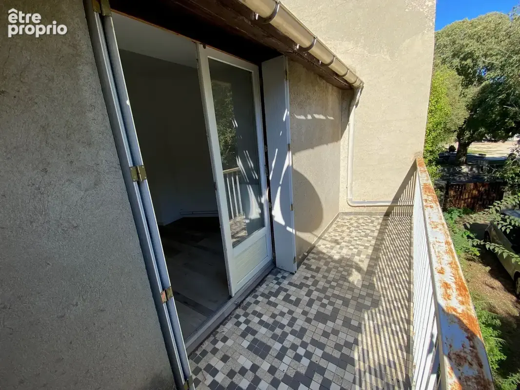Studio avec terrasse privative - Saint Césaire - photo 5