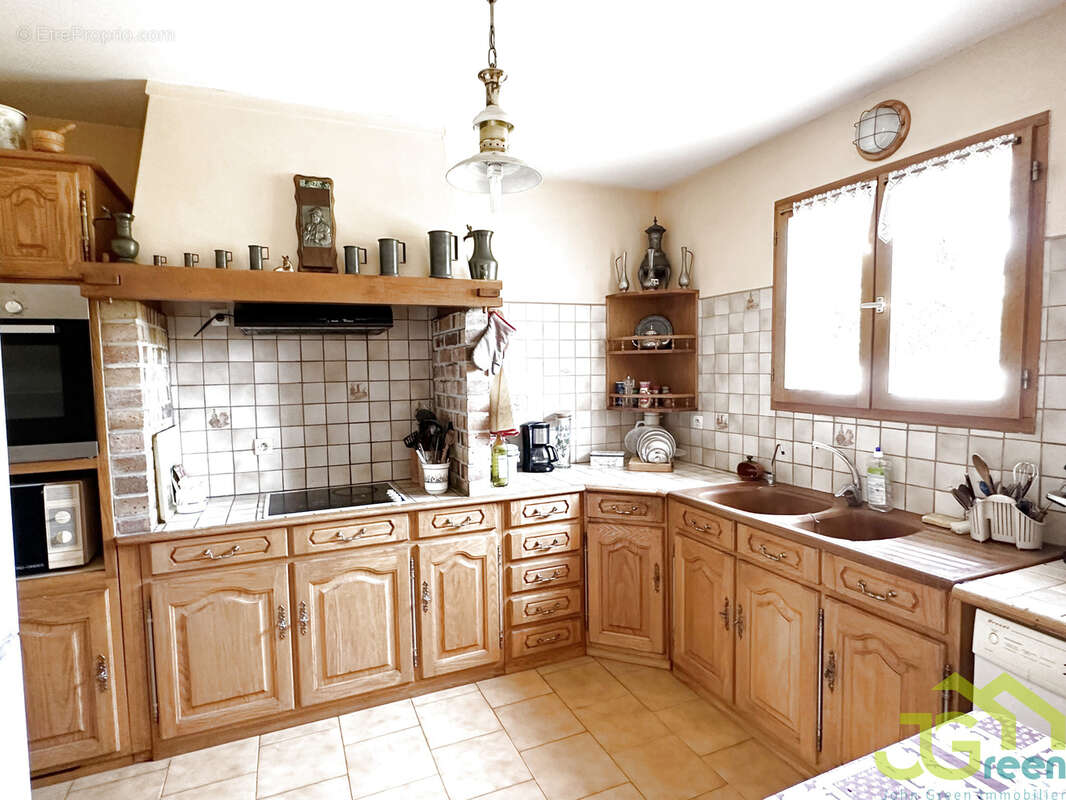 Maison à BORMES-LES-MIMOSAS