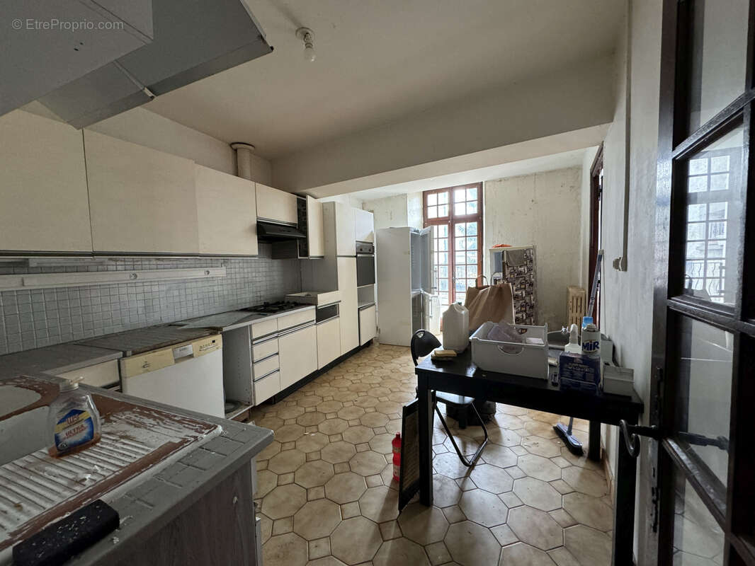 Appartement à BARBEZIEUX-SAINT-HILAIRE