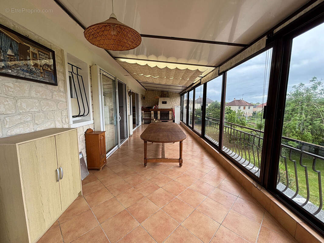 Maison à CHERRE