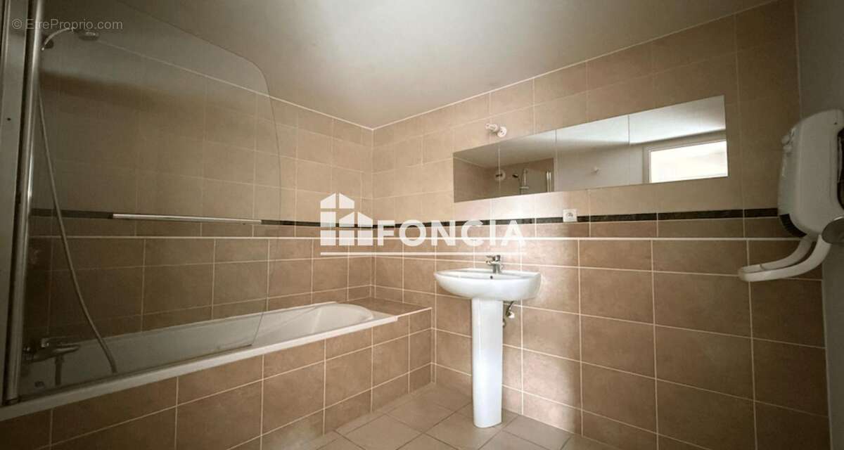 Appartement à ALBERTVILLE