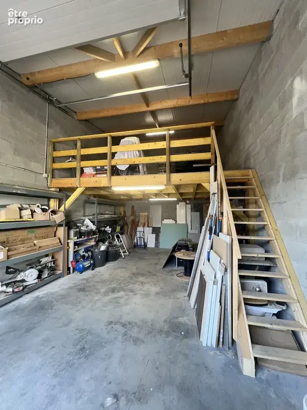 La baule   les lavatères   garage / stockage de 41,70 m2 + mezzanine de 21,88 m2 - photo 2