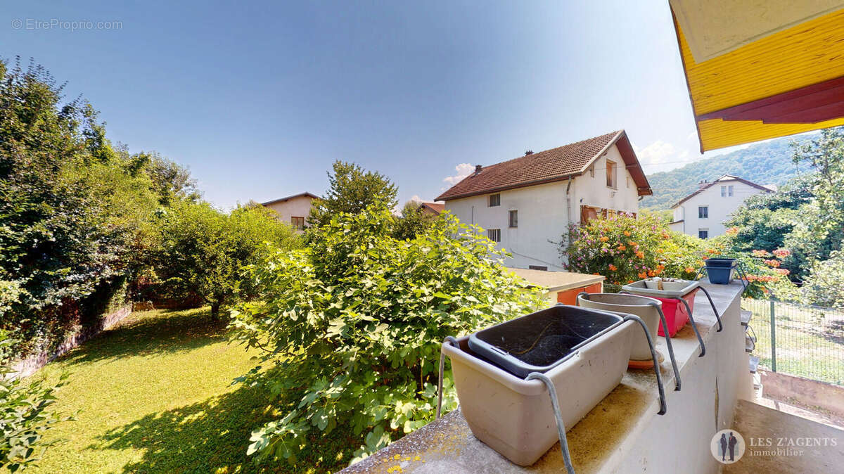 Maison à SAINT-MARTIN-D&#039;HERES