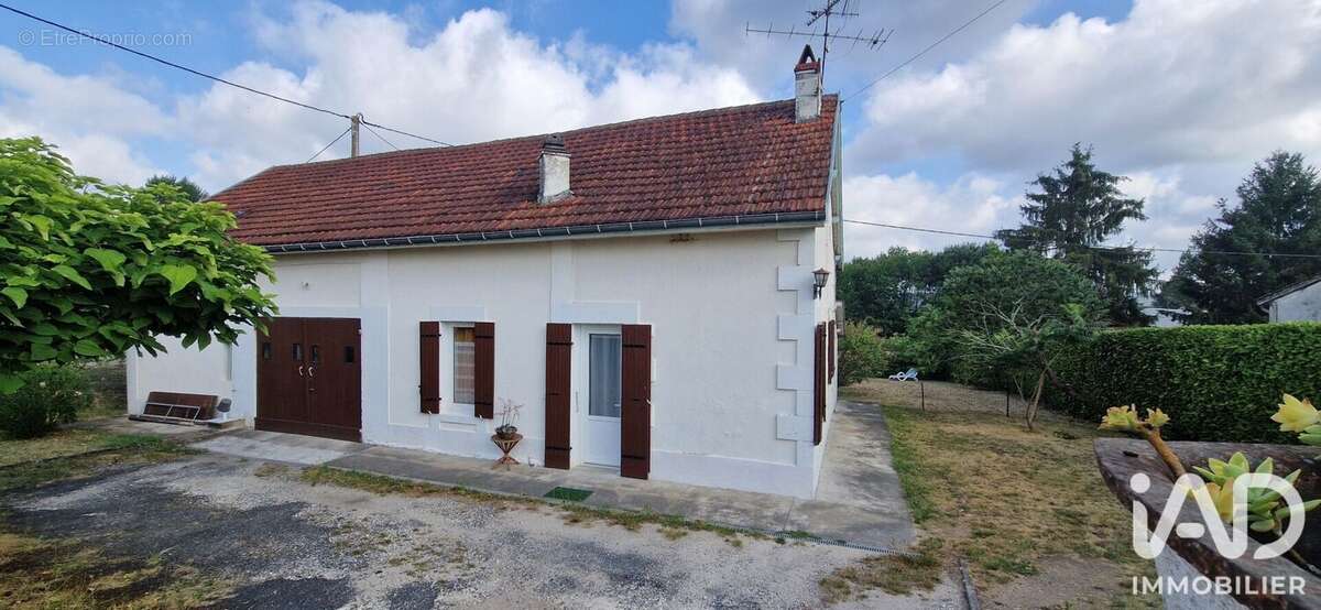 Maison 58 m² à Saint-Medard-De-Mussidan  - photo 3