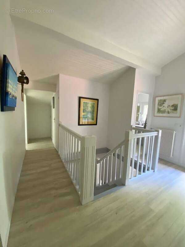 Maison à SAINT-PIERRE-DU-MONT