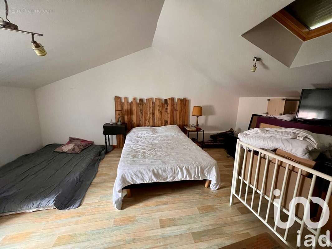 Photo 8 - Maison à VENANSAULT