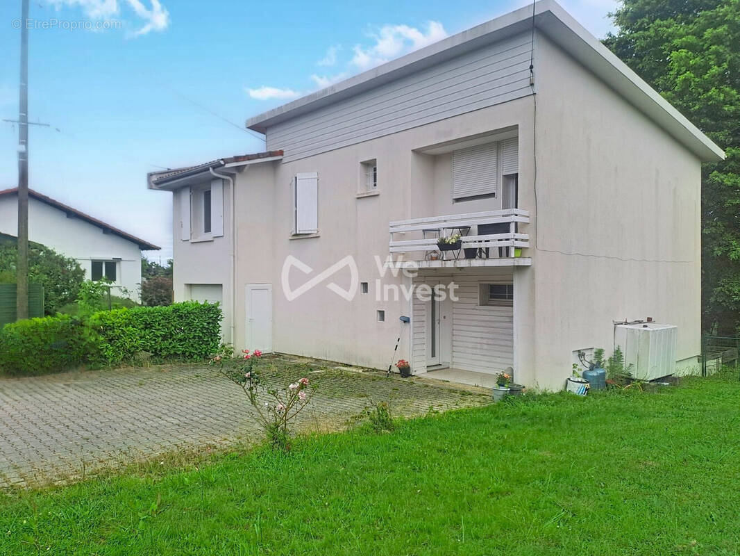 Maison à HAGETMAU