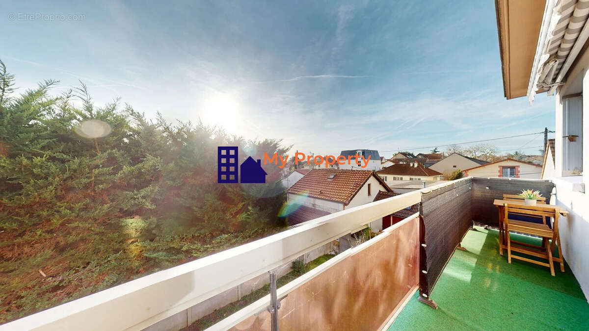 Appartement à CARRIERES-SUR-SEINE