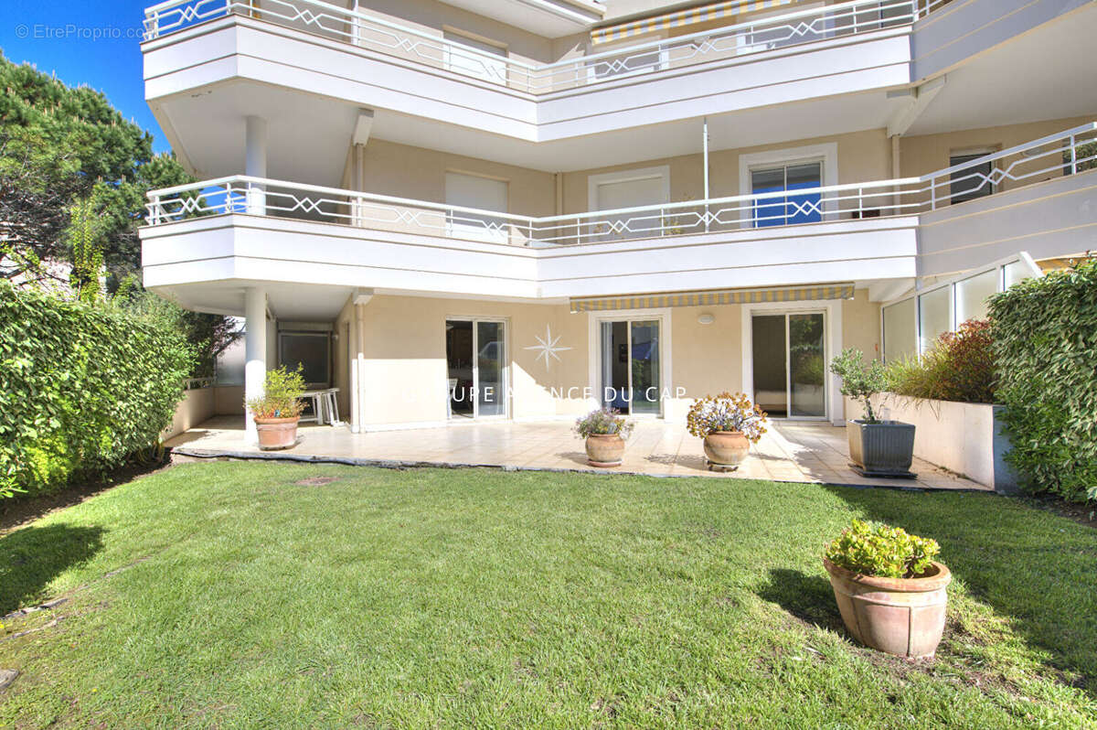 Appartement à SAINT-RAPHAEL