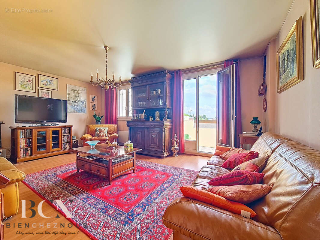 Appartement à PERSAN