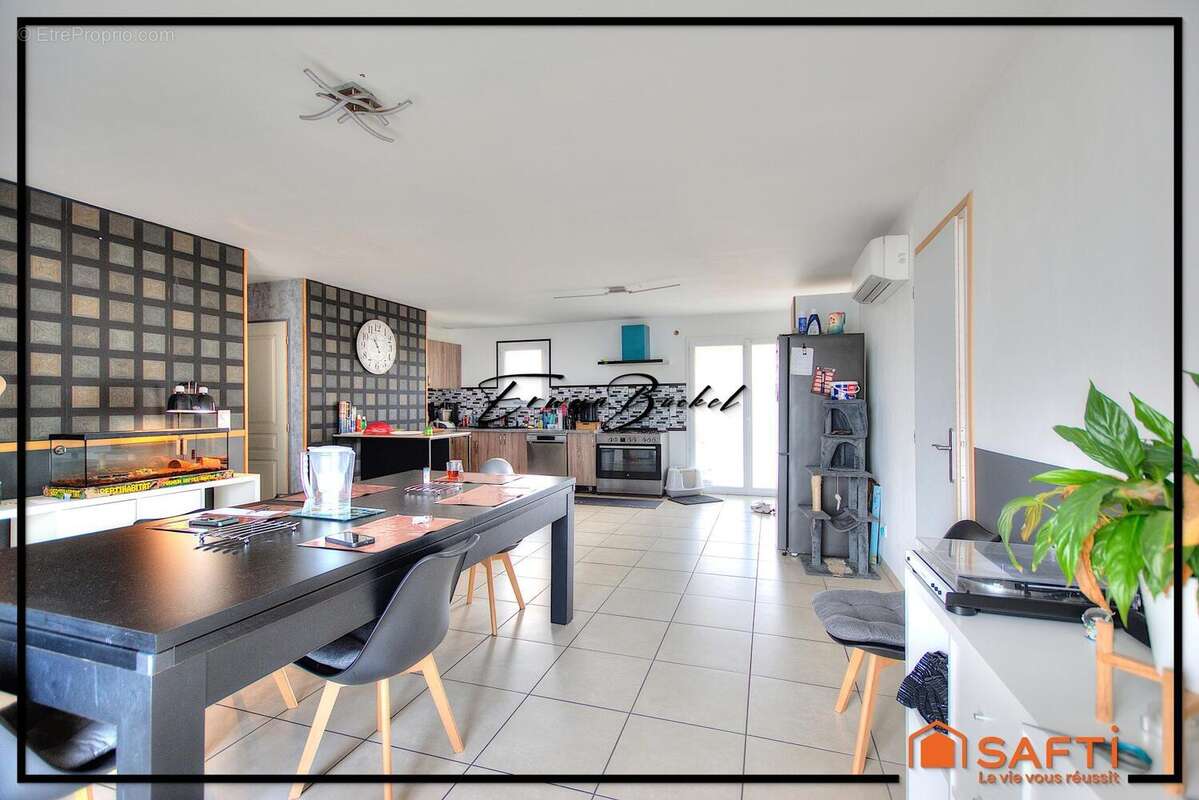 Photo 4 - Maison à BERSON